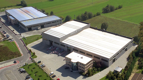 Hyva acquires the Amco Veba / Ferrari Group