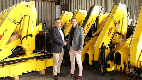 Hyva merges with Lift & Shift